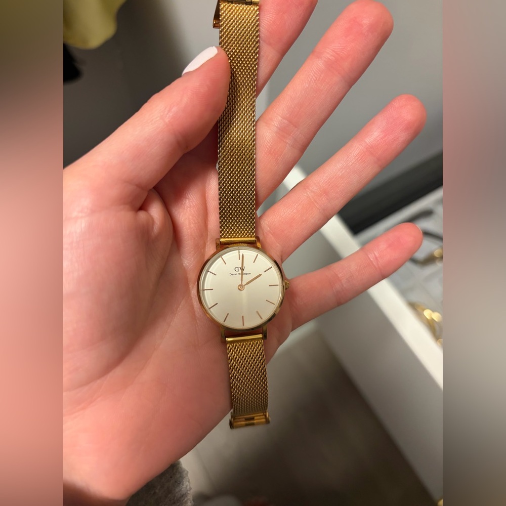 Daniel Wellington Gold Mesh Watch with White Dial